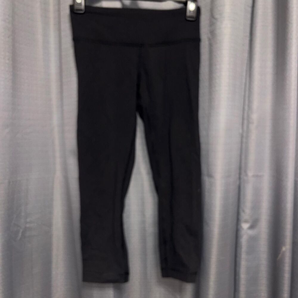 Lululemon Women's Black and Grey Leggings